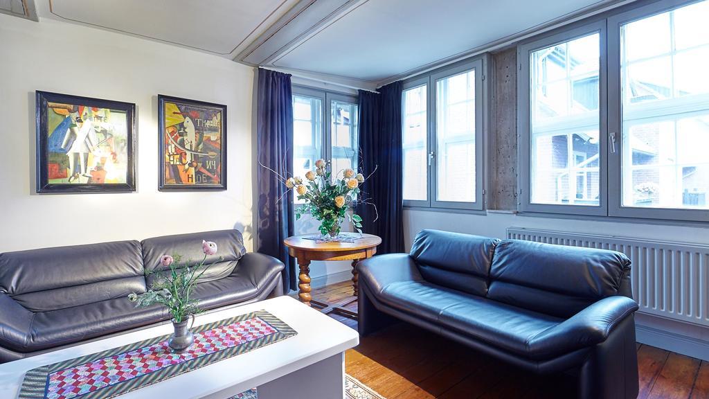 Klosterkrug Apartments Λούνεμπουργκ Δωμάτιο φωτογραφία
